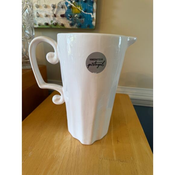 White Pitcher Destin Handcrafted in Portugal - Picture 5 of 6